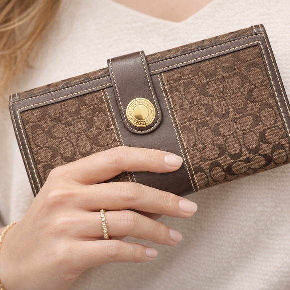 Coach Handbags - COACH Signature Canvas Wallet circa 2010